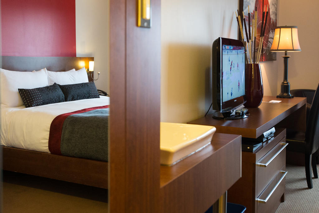 Hotel V Γκατινό Δωμάτιο φωτογραφία