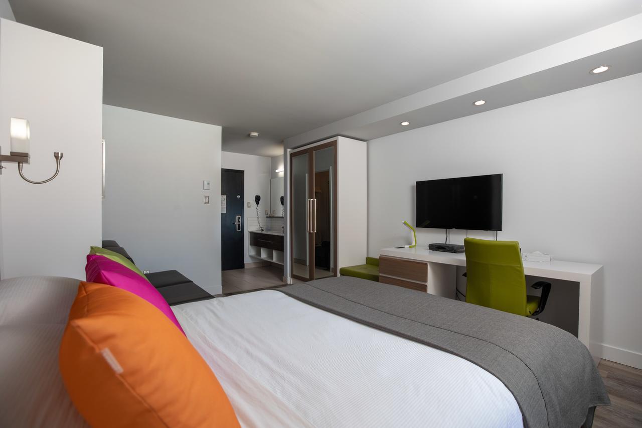 Hotel V Γκατινό Εξωτερικό φωτογραφία
